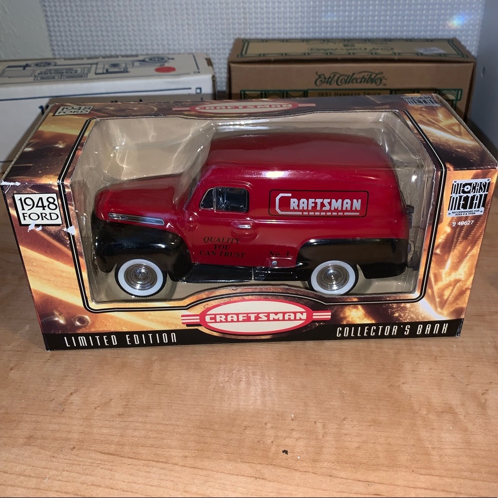 Liberty Classics Craftsman 1948 Ford Delivery Van Truck Diecast Bank 68020